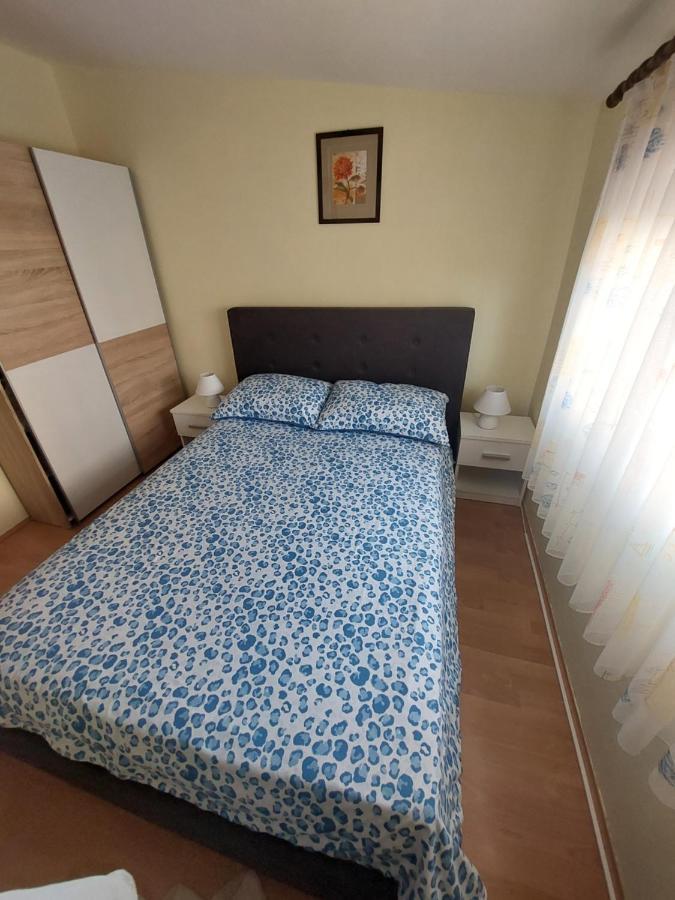 Apartmani Piskoric Vir Exterior photo